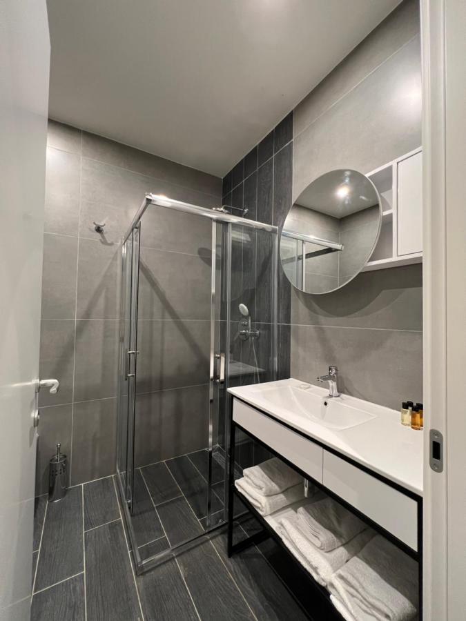 Split Rooftop Suites Дуррес Екстер'єр фото