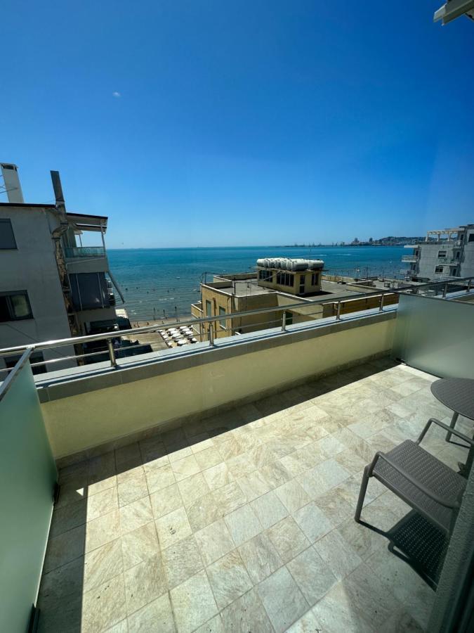 Split Rooftop Suites Дуррес Екстер'єр фото